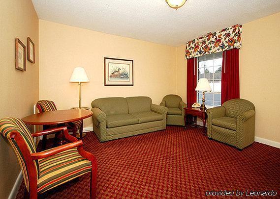 Ambassador Inn Fayetteville Extérieur photo